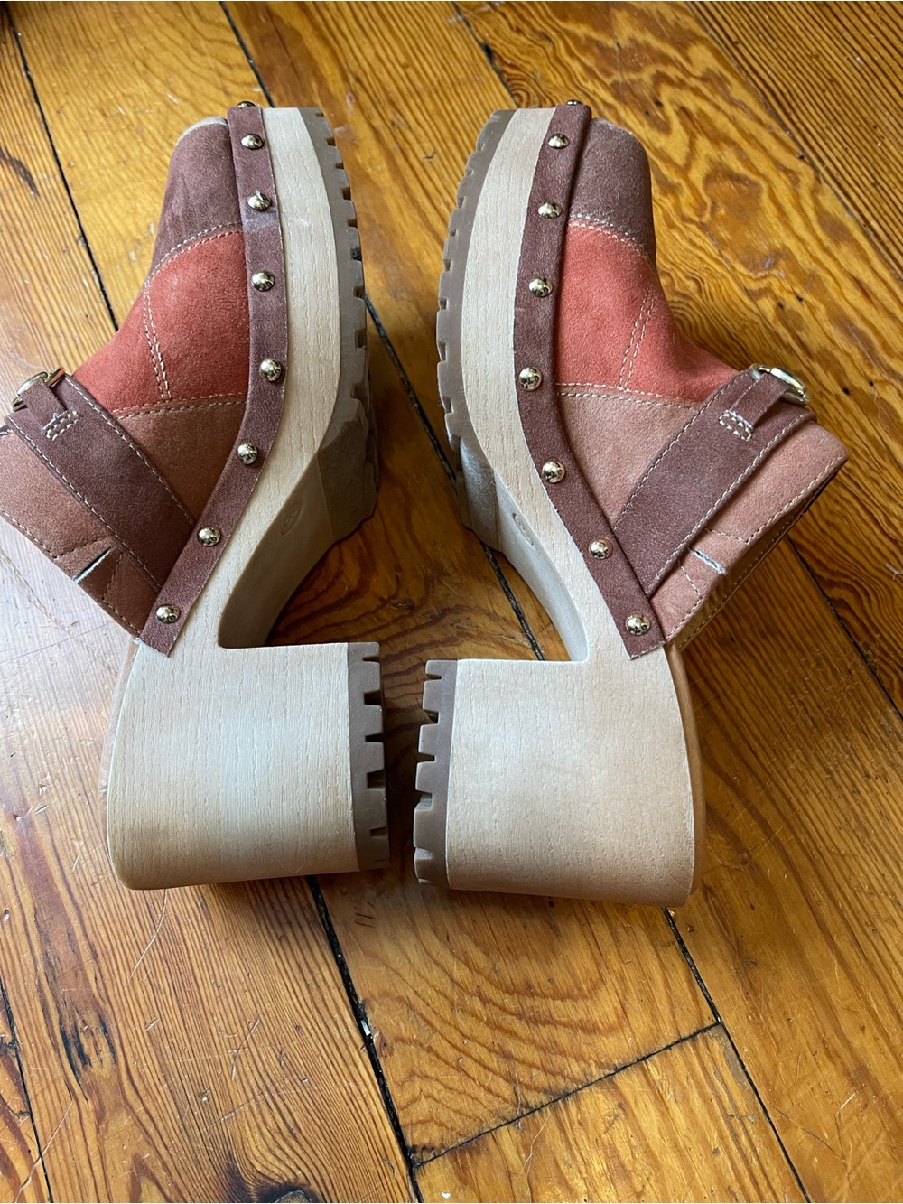 NWOB Madden girl patchwork suede clogs size 8. Excellent condition - Picture 3 of 6